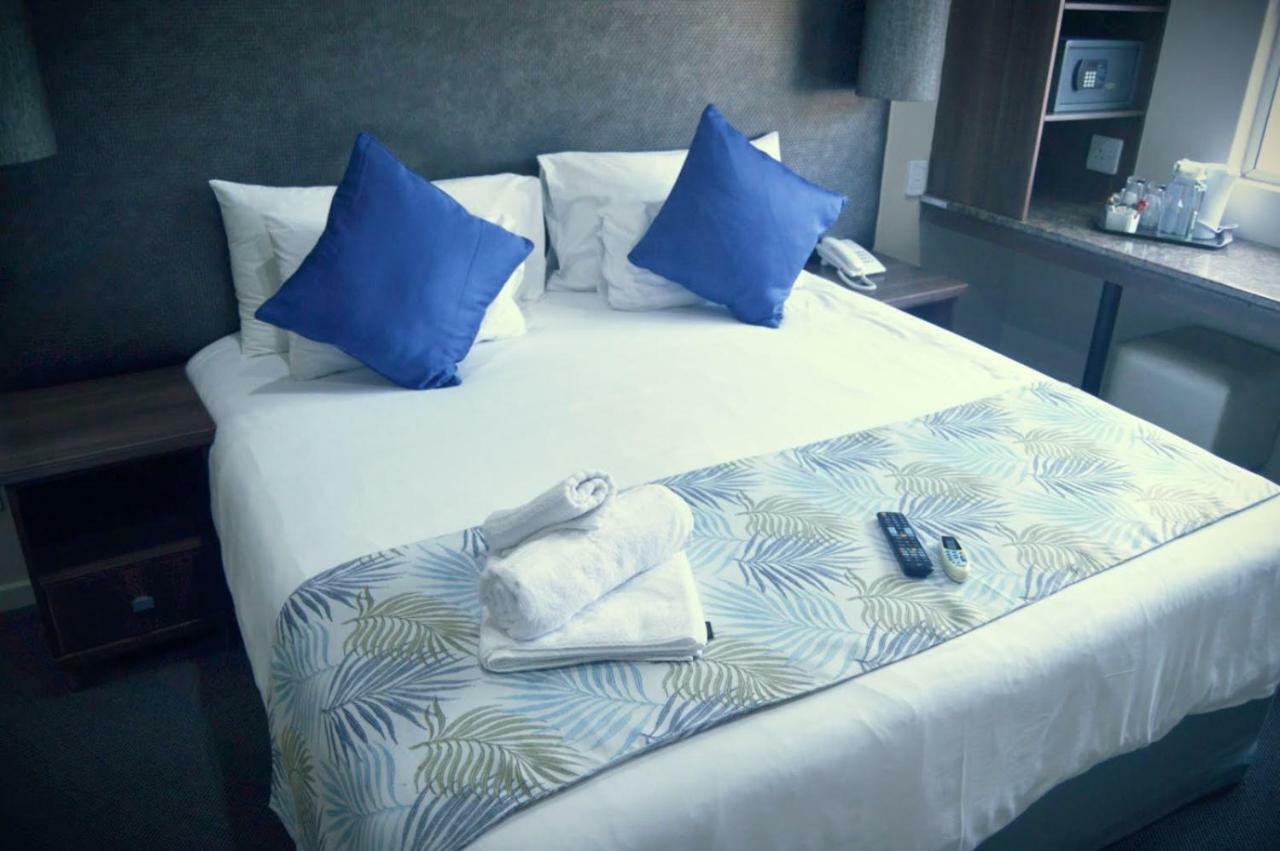 Essenwood Park Hotel ダーバン エクステリア 写真
